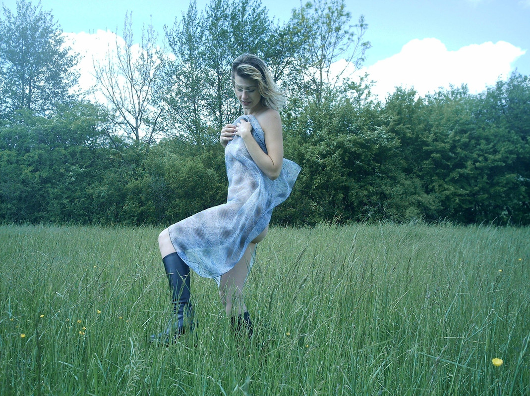 Y que tal esta flaca