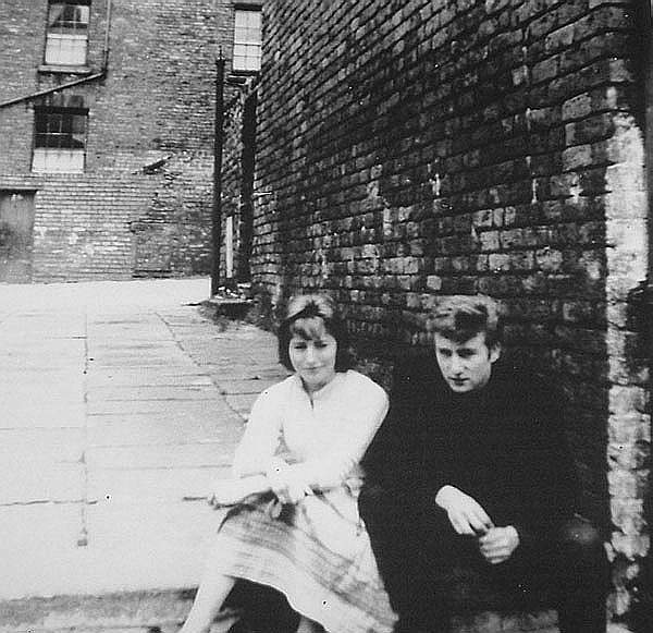 джон с синтией