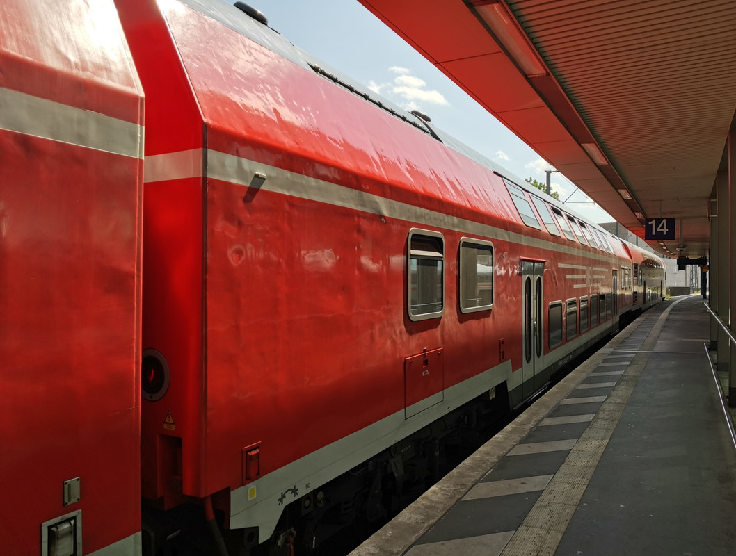 https://i.postimg.cc/dtQ2Hv8X/27-250603-052-Hannover-S-34612-DBuza747-25-33-001-2.jpg
