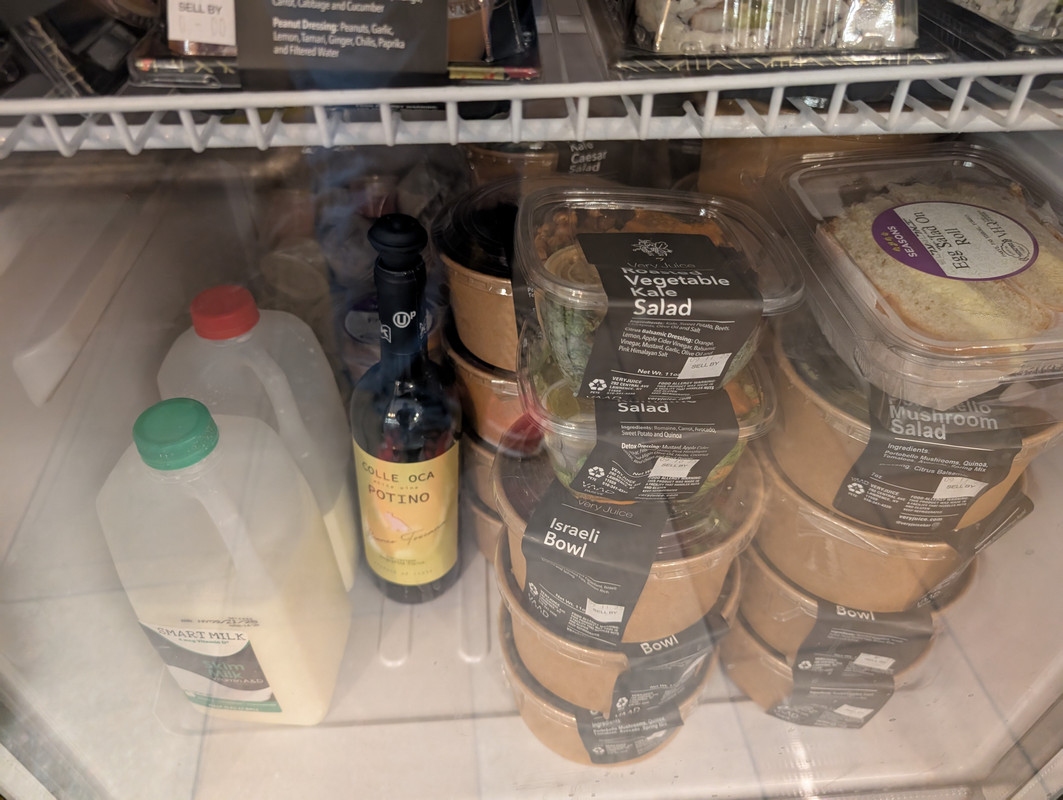 PXL_20250910_212126305