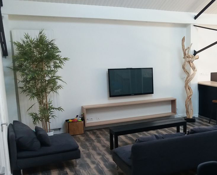 [Image: 0-180402.jpg]