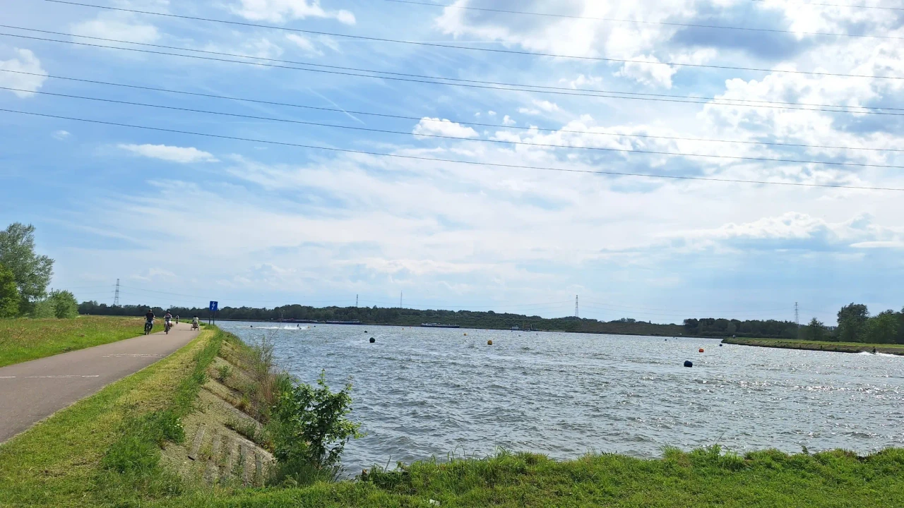 [Afbeelding: Albertkanaal-3.webp]