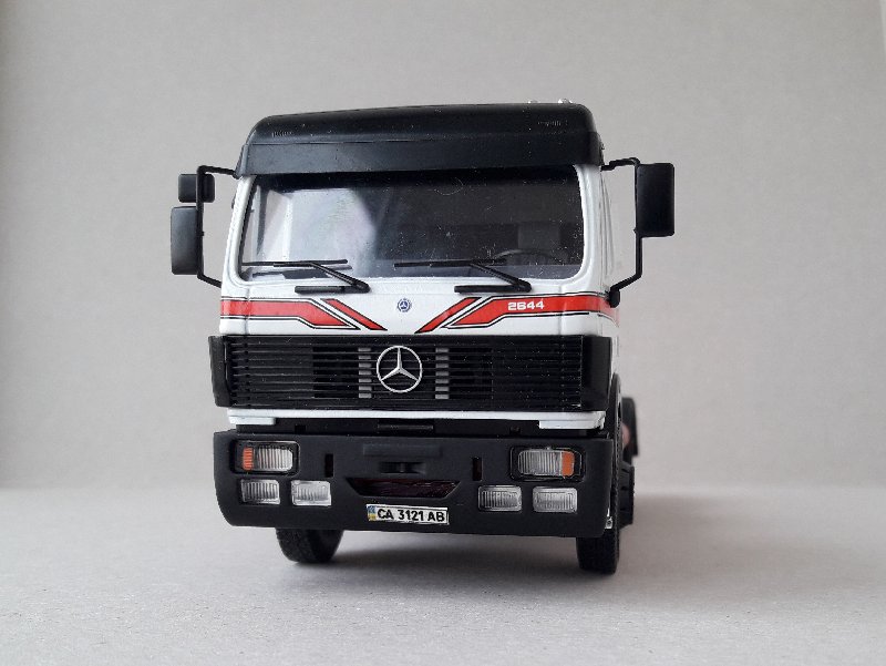 Mercedes sk2644 (6)