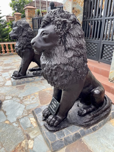 [Linked Image from i.postimg.cc]