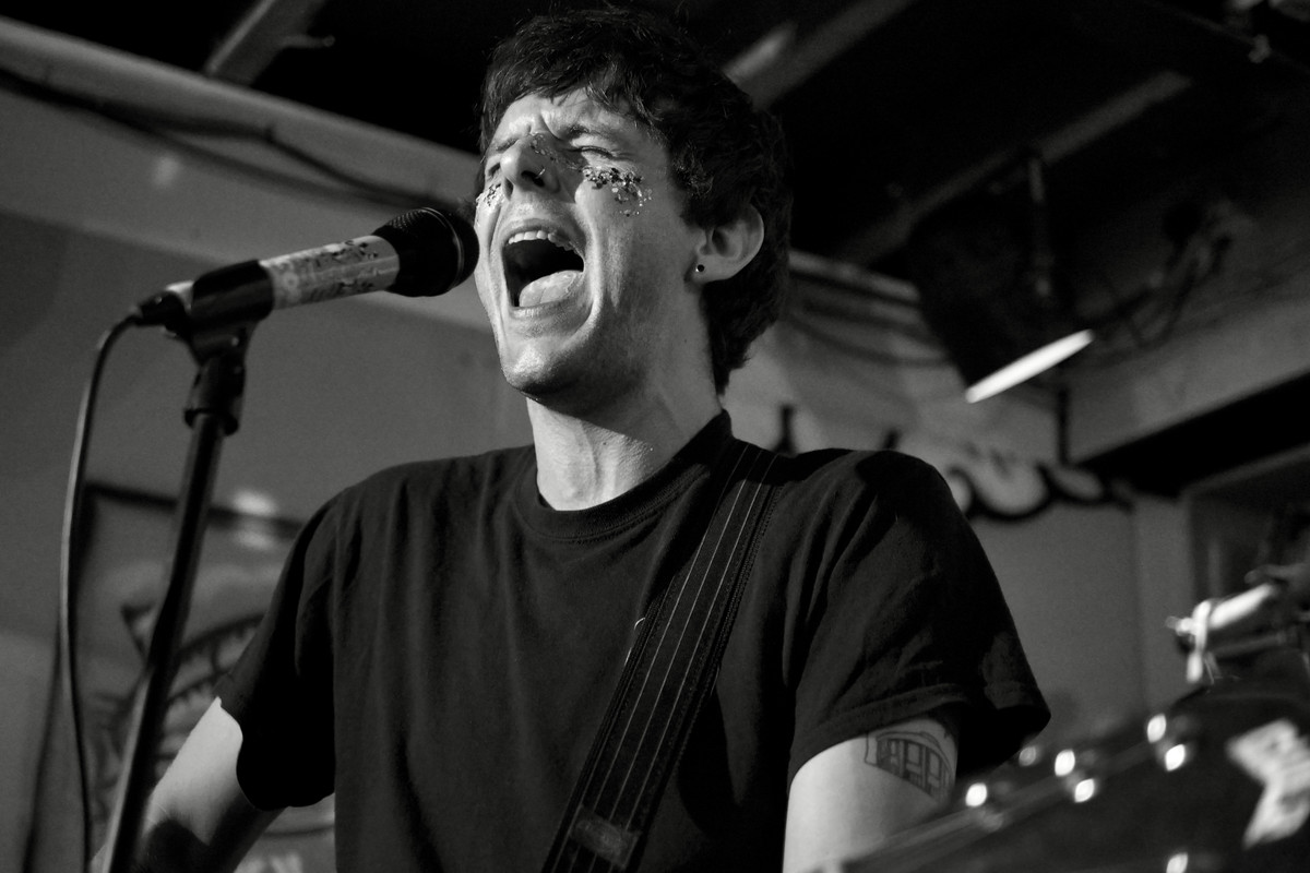 2102F71D-1871-408E-8113-A964C37BBB3A