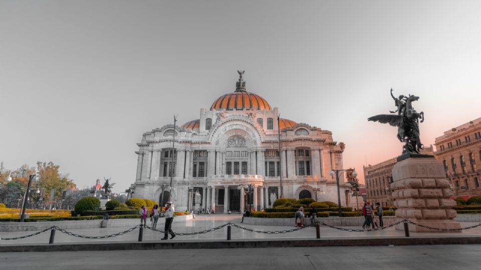 Hoy No Circula: ¿Qué placas 'descansan' en CDMX y Edomex este martes 24 de enero 2023?Este martes 24 de enero del 2023 el programa Hoy No Circula funciona con normalidad desde las 05:00 horas, hasta las 22:00 de la noche, tiempo del centro de México 