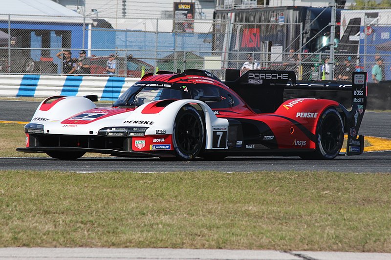 2023_Porsche_963_Daytona_practice