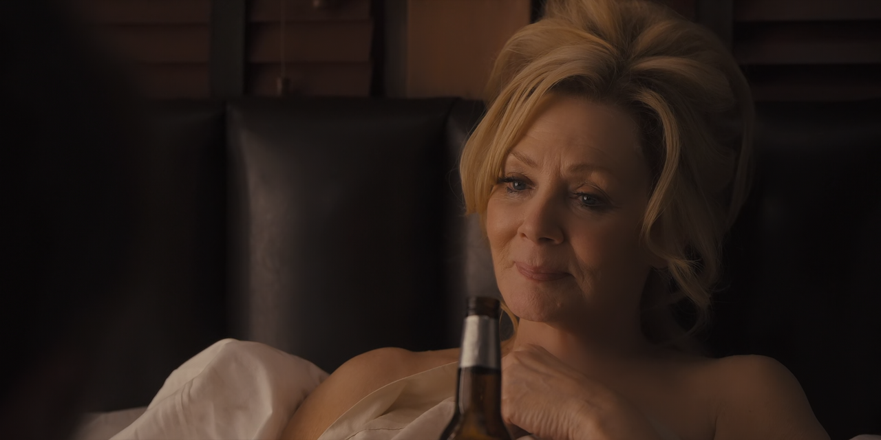 Hacks.(2021).S02E06.The.Click.1080p.10bit.BluRay.AAC5.1.HEVC-Vyndros.mkv_snapshot_17.02_[2024.03.19_