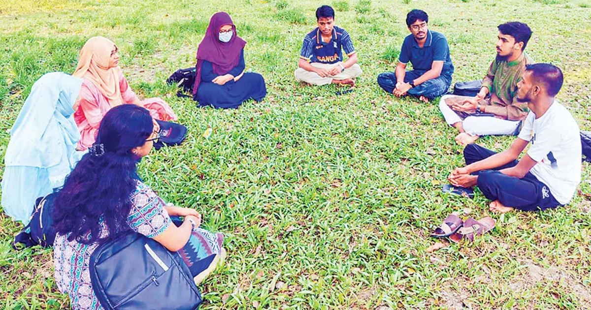ইবি পাঠকমেলার সদস্য আড্ডা