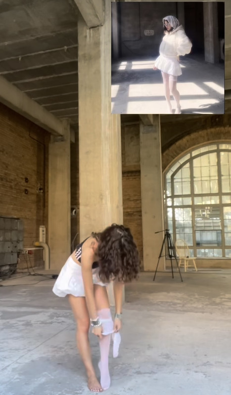 Abor--Tynna-Feet-8635760