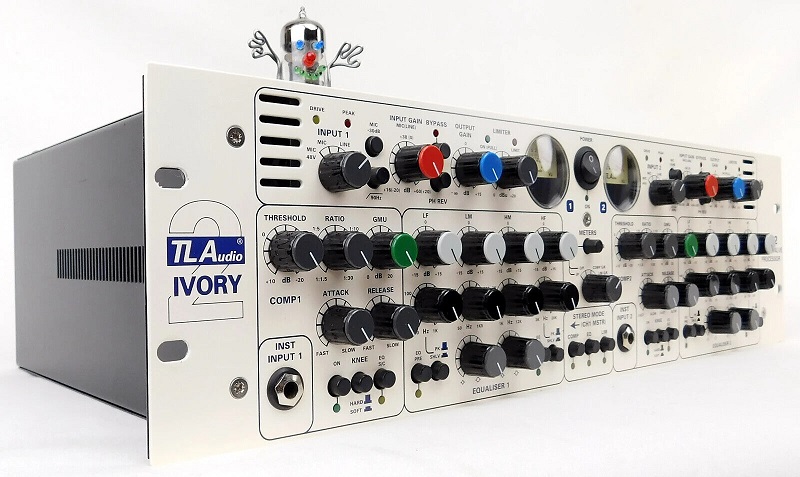 TL Audio 5052 Ivory 2