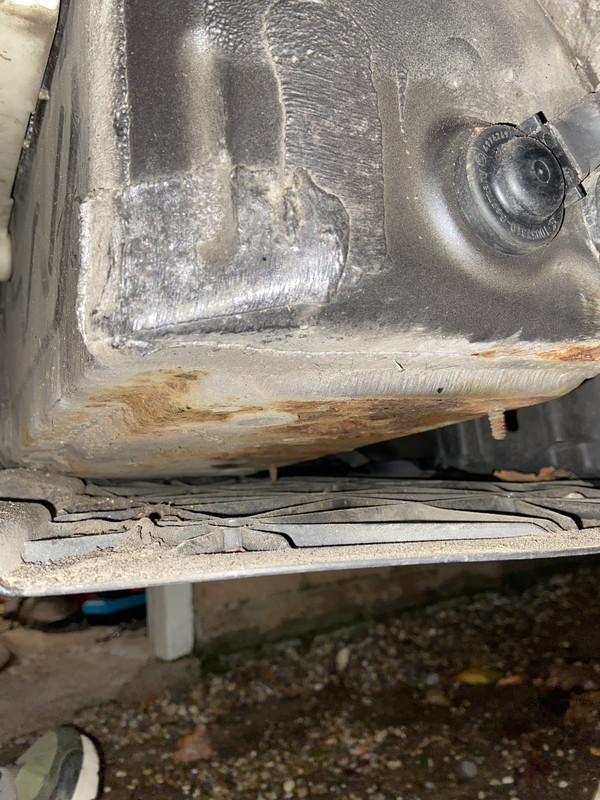 323D611D-4E6A-42B2-A75C-A1559D892A36