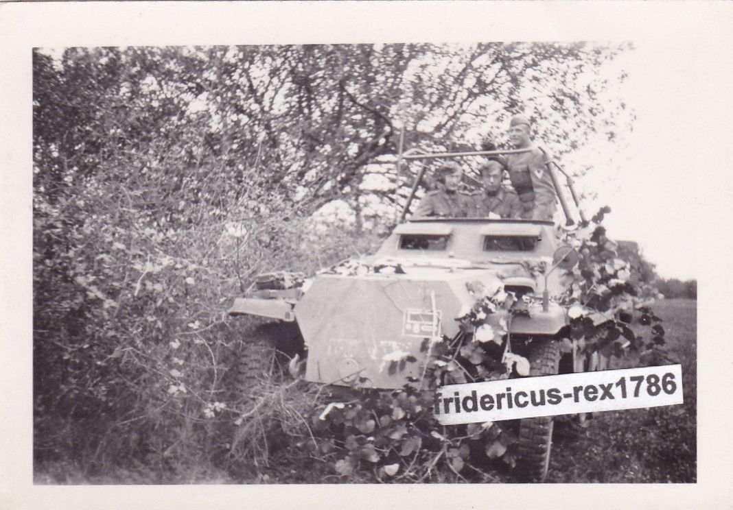 Foto StuG Sturmgeschütz Abt. GD Schützenpanzerwagen Sd.Kfz. 251-
