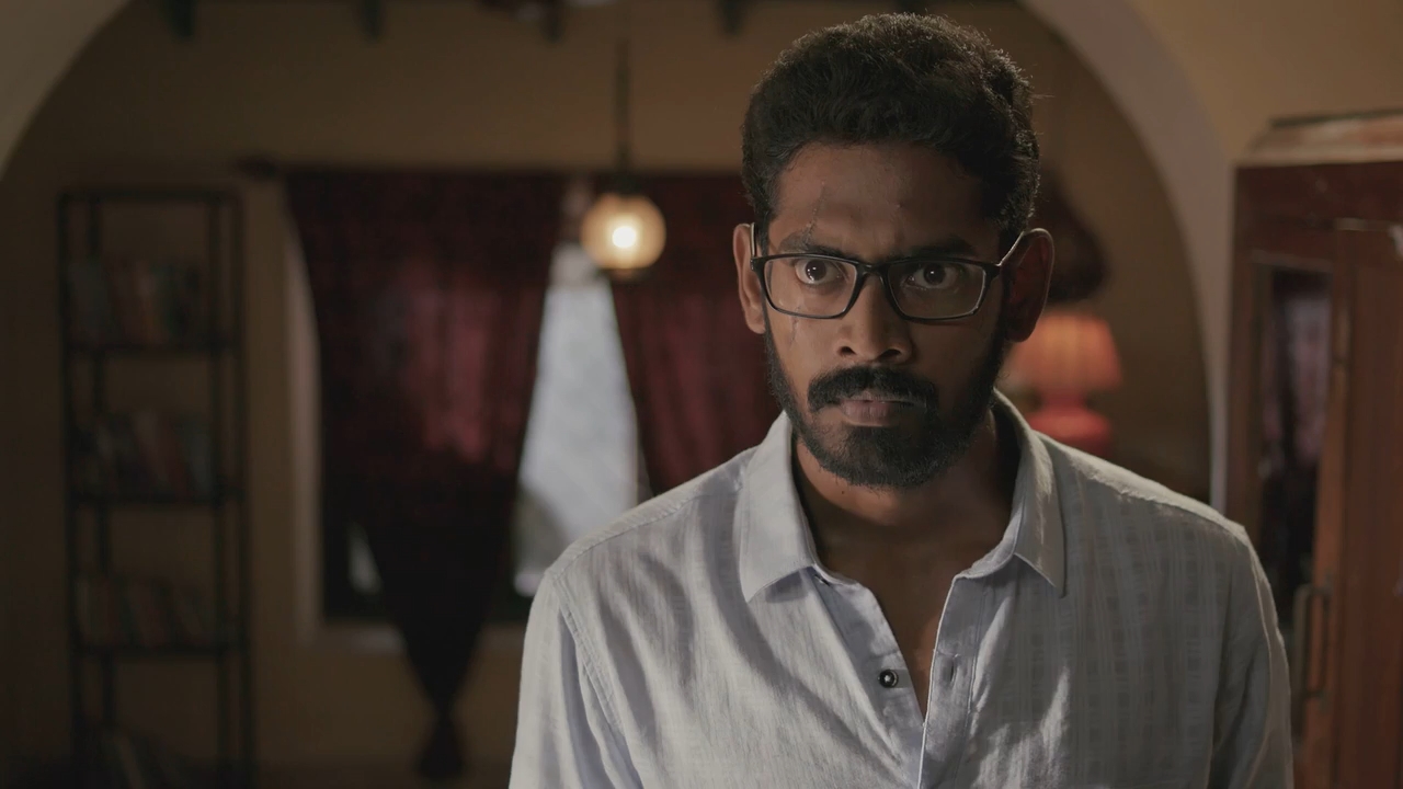 Iru Dhuruvam (2019) Season 1 [Hindi + Tamil + Telugu] WebRip 480p 720p ESub - Complete Screenshot