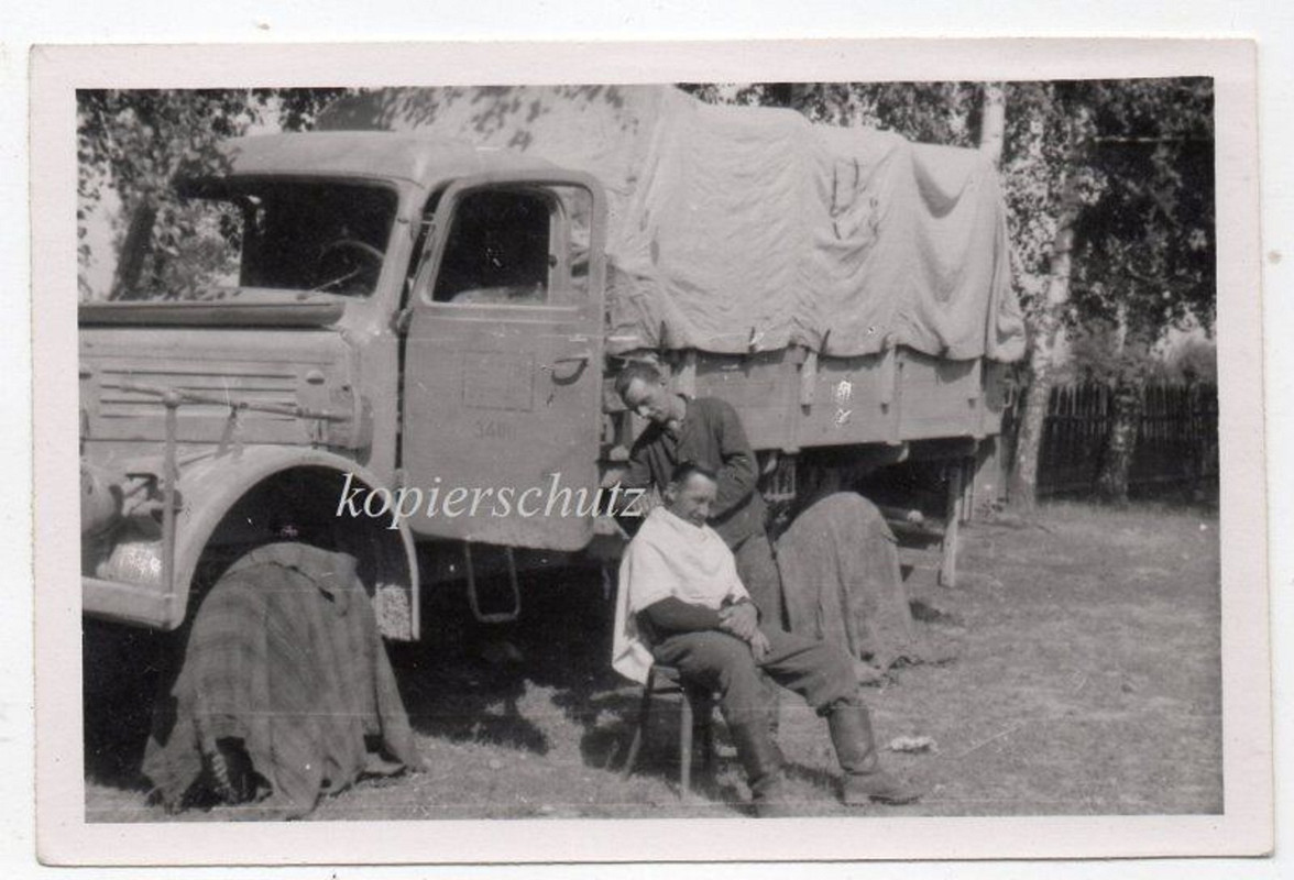 Russland 1941 Lkw Skfz Soldat Frisör Barbier