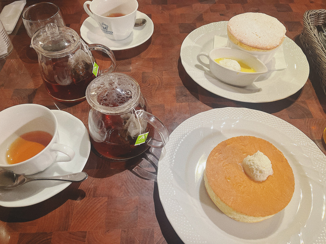 『背中を押されたカフェ時間』のサムネイル画像