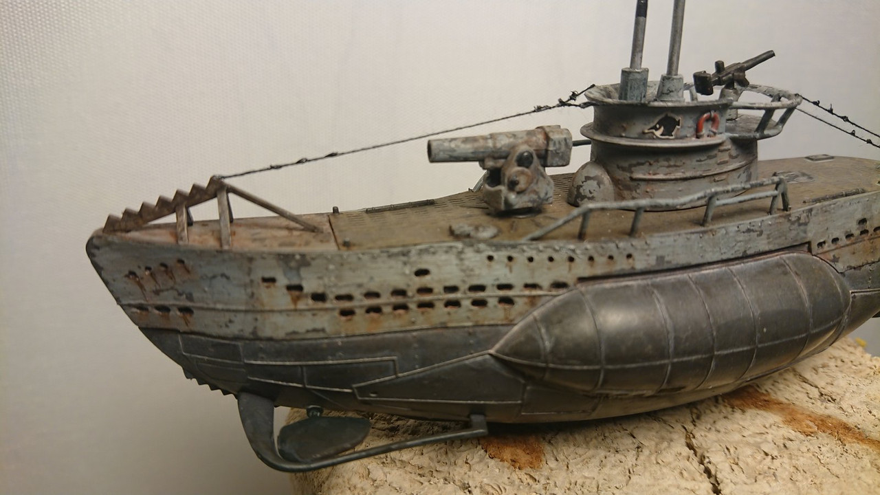 Meng Warship Builder : (bébé) U-boot type VII DSC-0991