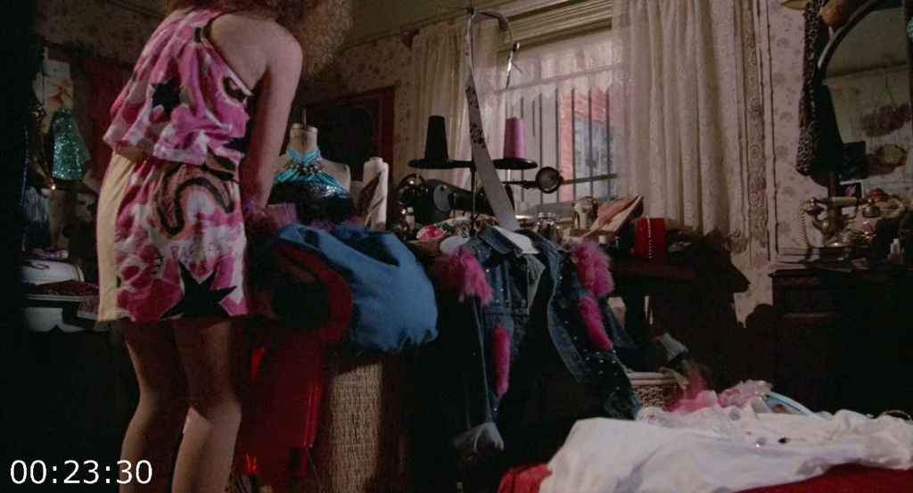 [Kép: The-Garbage-Pail-Kids-Movie-1987-REMASTE...BONE-F.png]