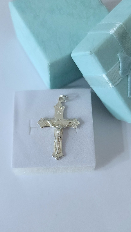 Dije crucifijo