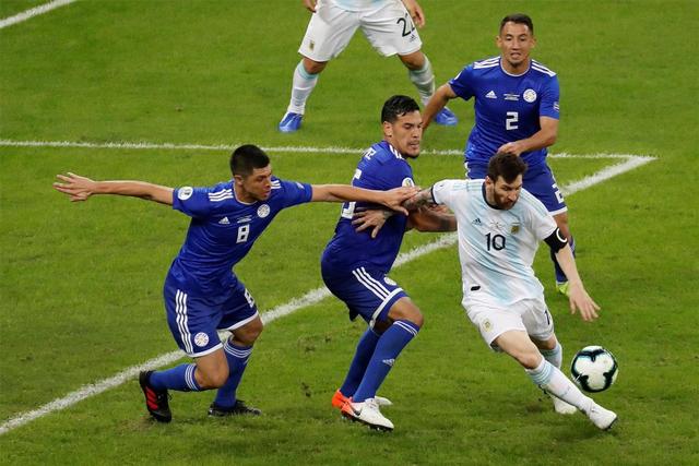 Argentina empata 1-1 con Paraguay Argentina empata 1-1 con Paraguay