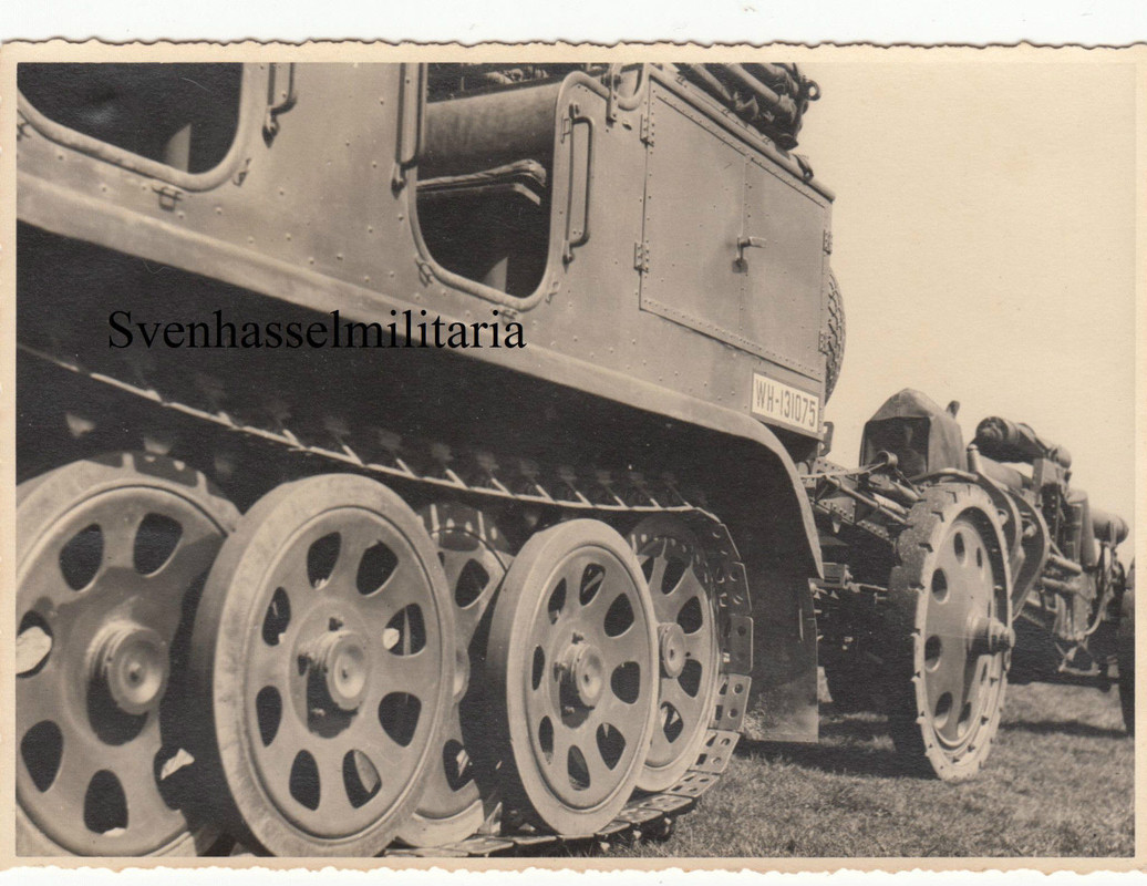 Nahaufnahme Halbkette Sd KfZ Zugmachine Geschütz