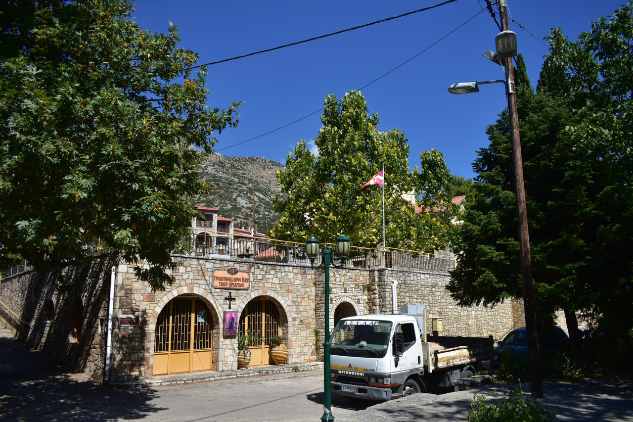 Καρυά (9)