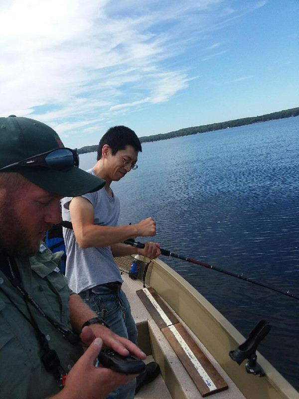 51E01A8B-2F7E-434F-90AC-919F3083D76F