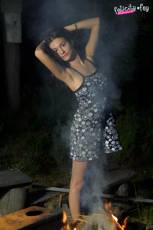 felicity-fey_01503-lg_4k