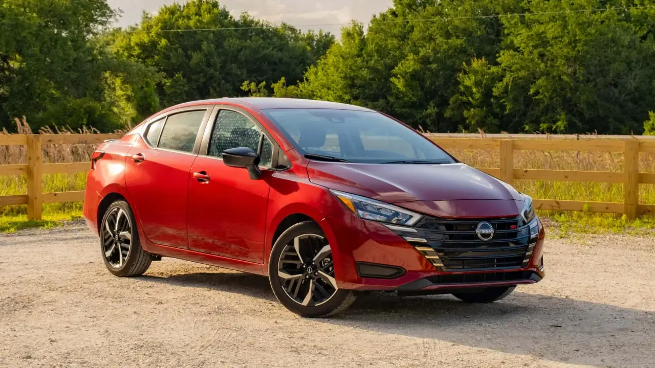 2025 Nissan Versa