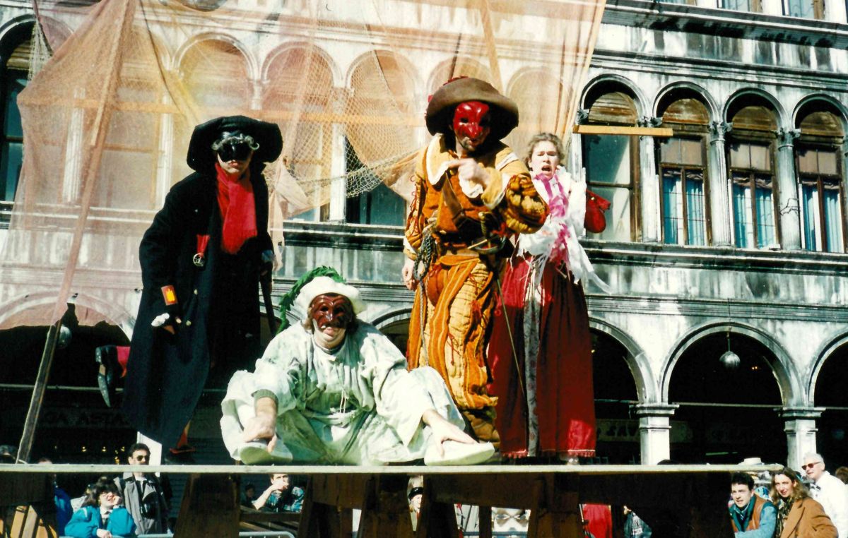 Carnevale di Venezia 2023, dal 4 febbraio in Campo Santo Stefano e Piazza San Marco ritorna la Commedia dell’Arte
