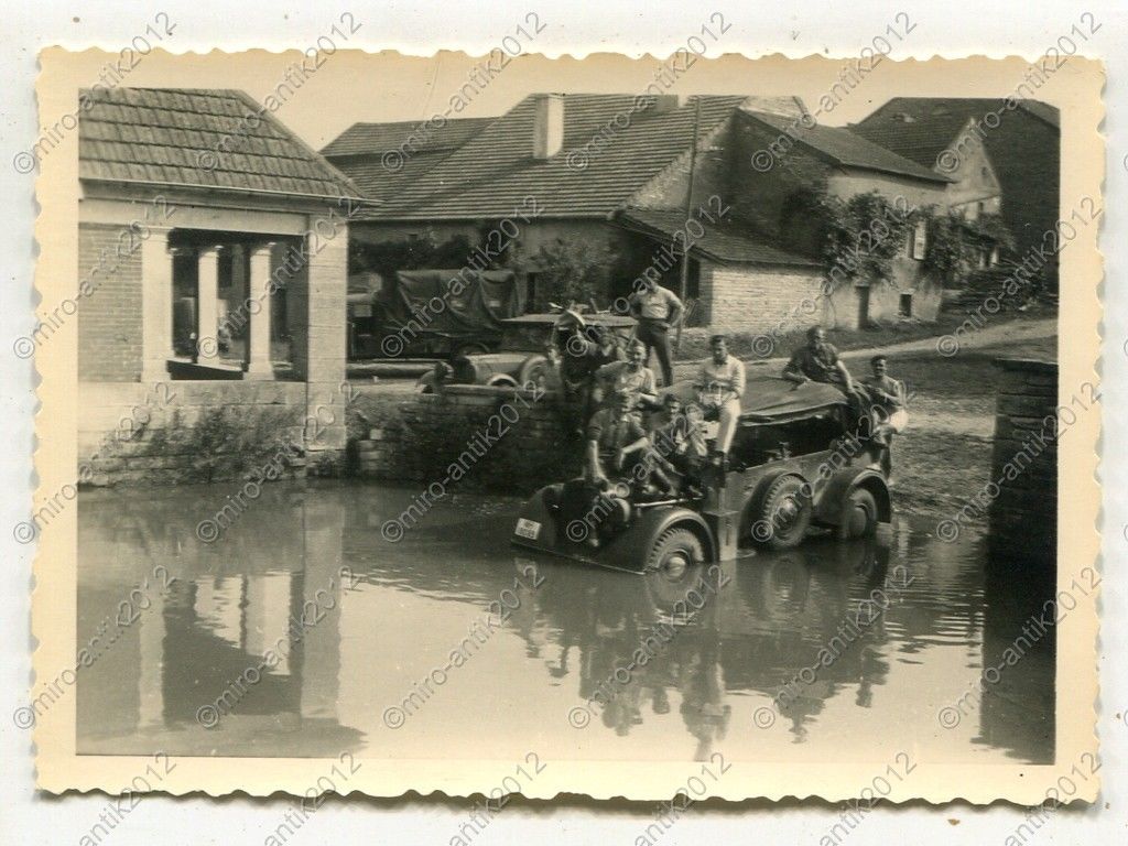Foto, Wehrmacht, PKW, Kübelwagen, Autrey-lès-Gra
