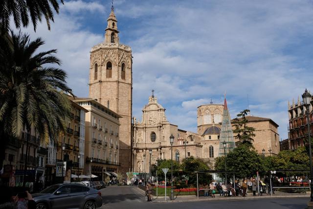 VALENCIA en un fin de semana - Blogs de España - Domingo 31/12: Centro de Valencia y Fin de Año en la Plaza del Ayuntamiento (36)