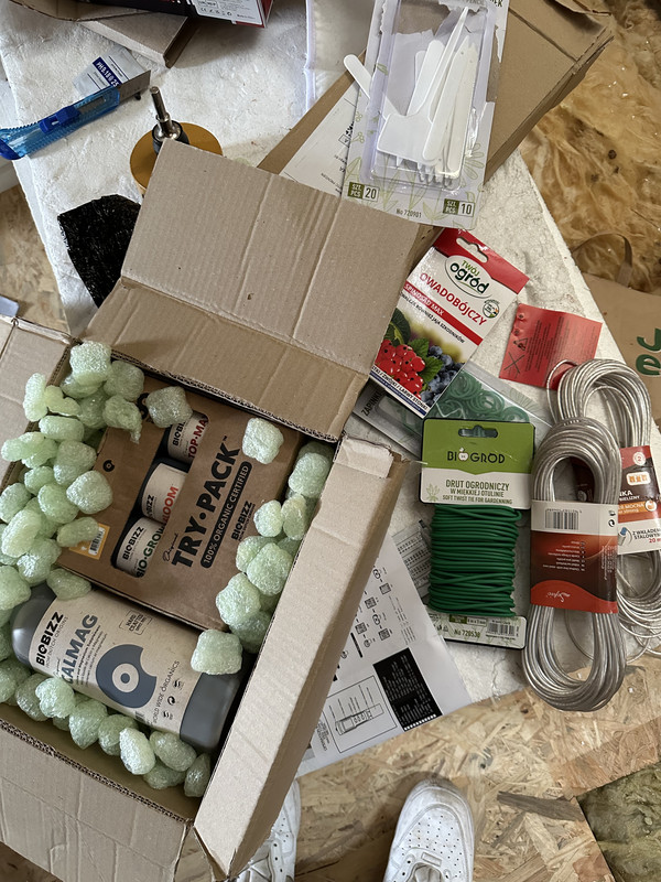 E0D73989-787B-4BF3-97CA-AD15A3AC07E0