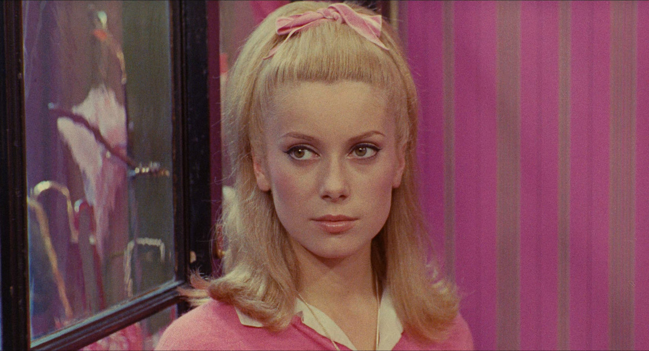 The Umbrellas of Cherbourg (1964) Criterion.mkv_001551.033
