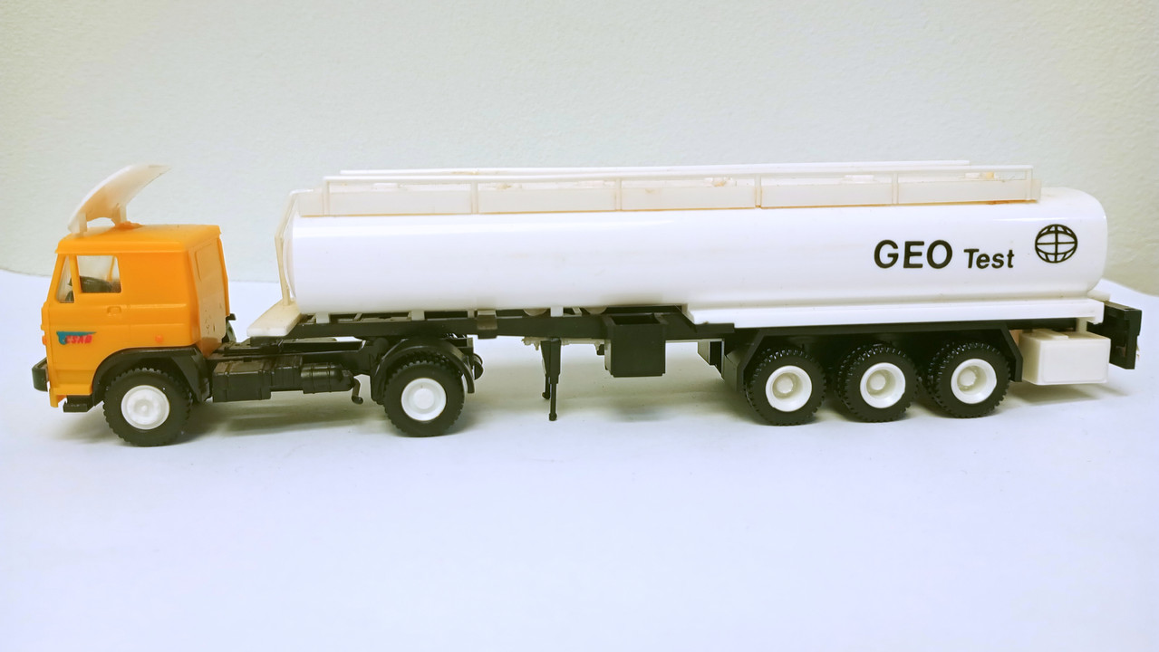 Mach (3738)