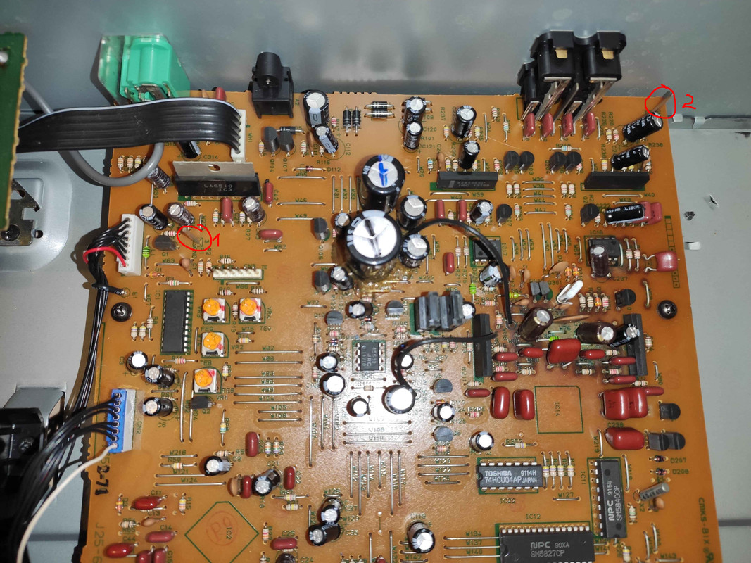 [Bild: kenwood-dp-5030-Massepunkte-Mainboard.jpg]
