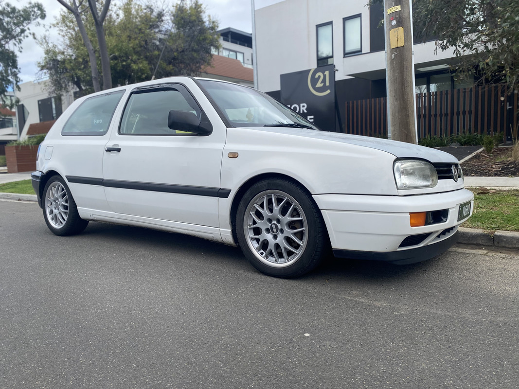 039428BD-B57D-405D-9F24-97278F86CD22