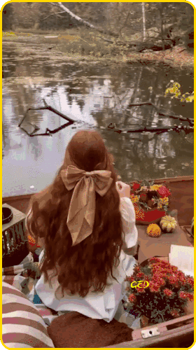 220925-femme-barque
