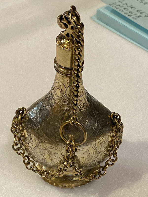 E6674D2D-6924-49E3-BCCA-6AC3A8B400A4