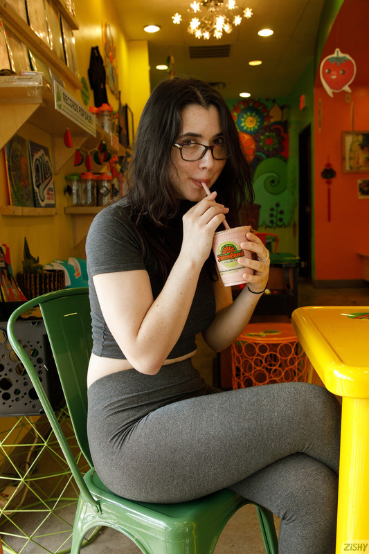 full_009_1312520102132538