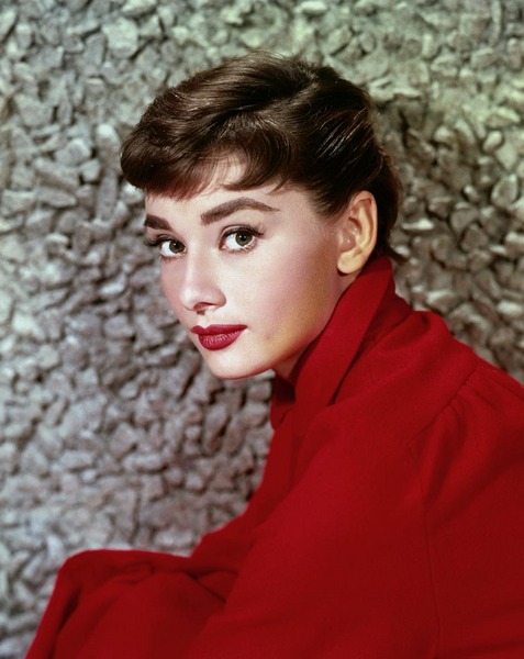 AudreyHepburn_mb76