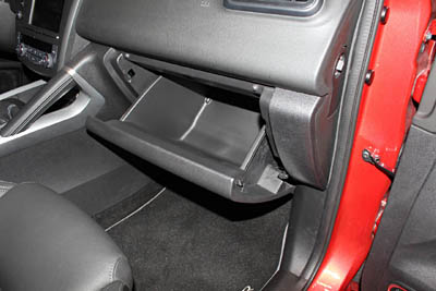 Renault-Kadjar-2015-Interior-salpicadero-3-guantera-400