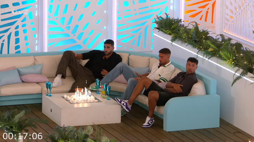 [Image: q8zph8w4f1ts.png]