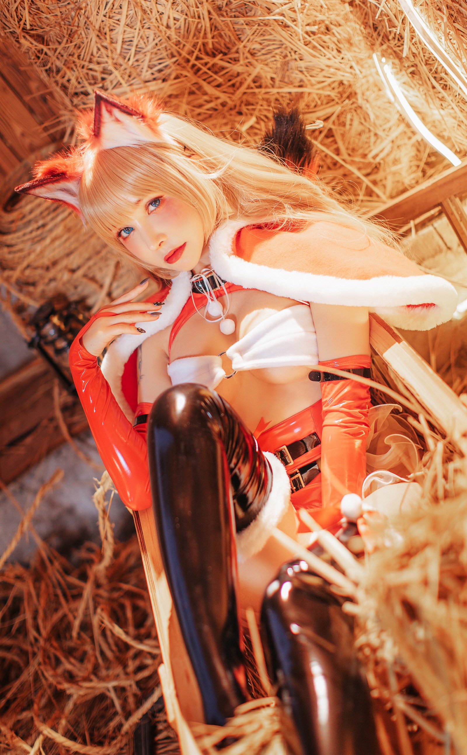 一千只猫薄禾写真 – 圣诞狼女 Cosplay 写真合集 含视频（40P+1V / 726.6MB）插图1