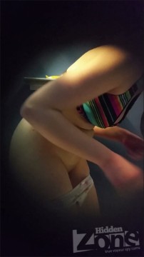 [Image: Voyeur34835142841.jpg]