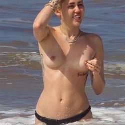 [Image: 7xoecbtf-t.jpg]