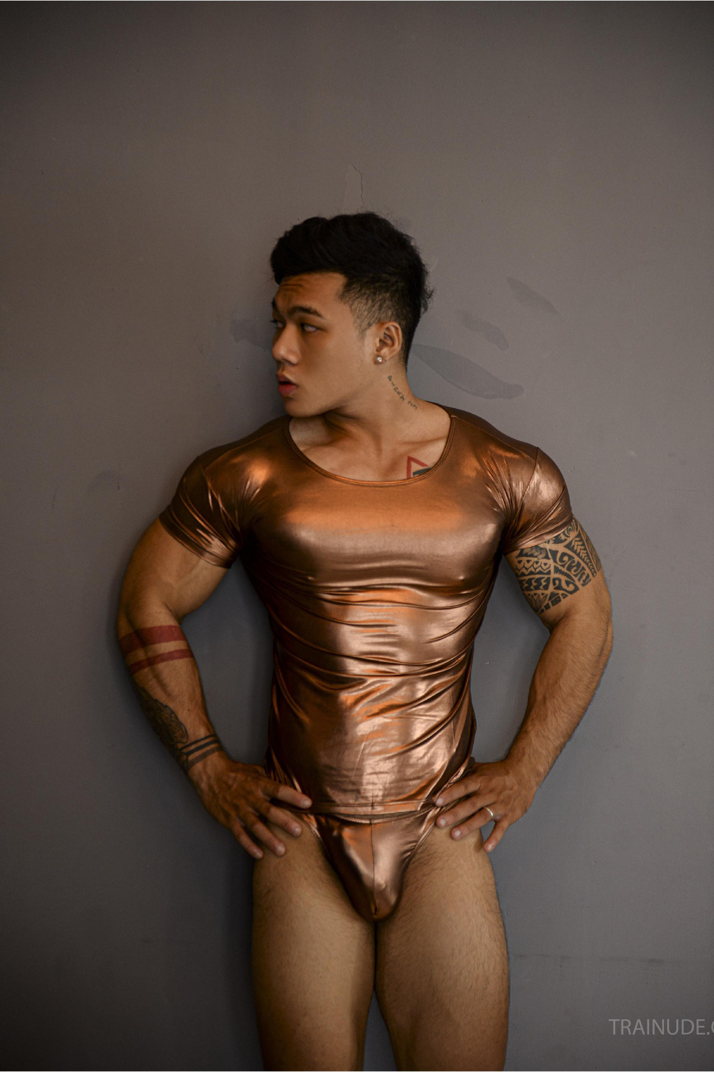 039