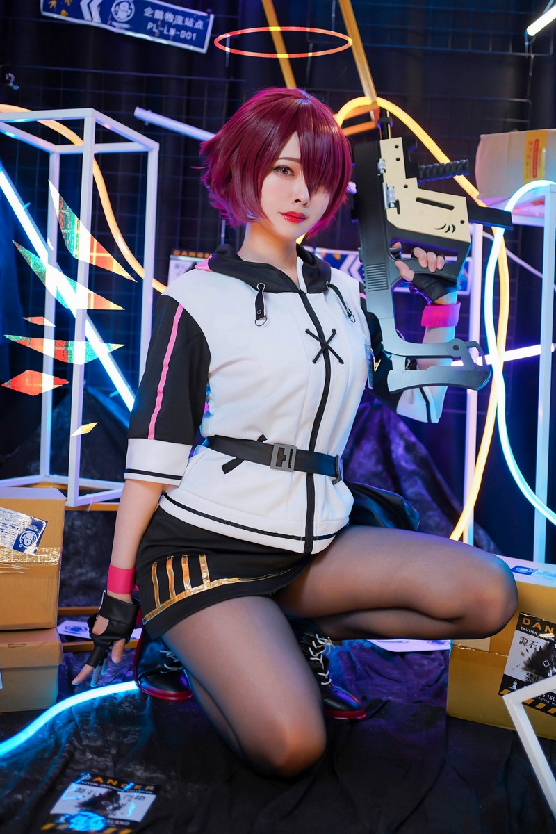 Arty亚缇 Exusiai Cosplay (Arknights)【30P｜44.2MB】插图4