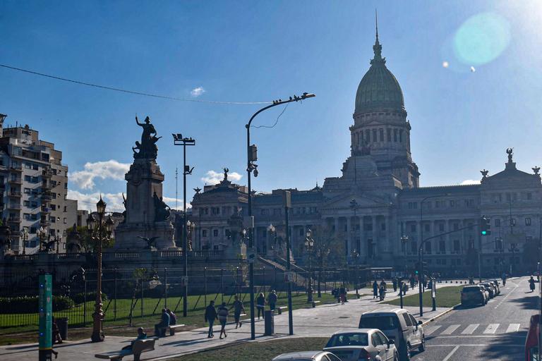 В джазе только девушки или аргентинско-бразильский калейдоскоп В джазе только девушки или аргентинско-бразильский калейдоскоп