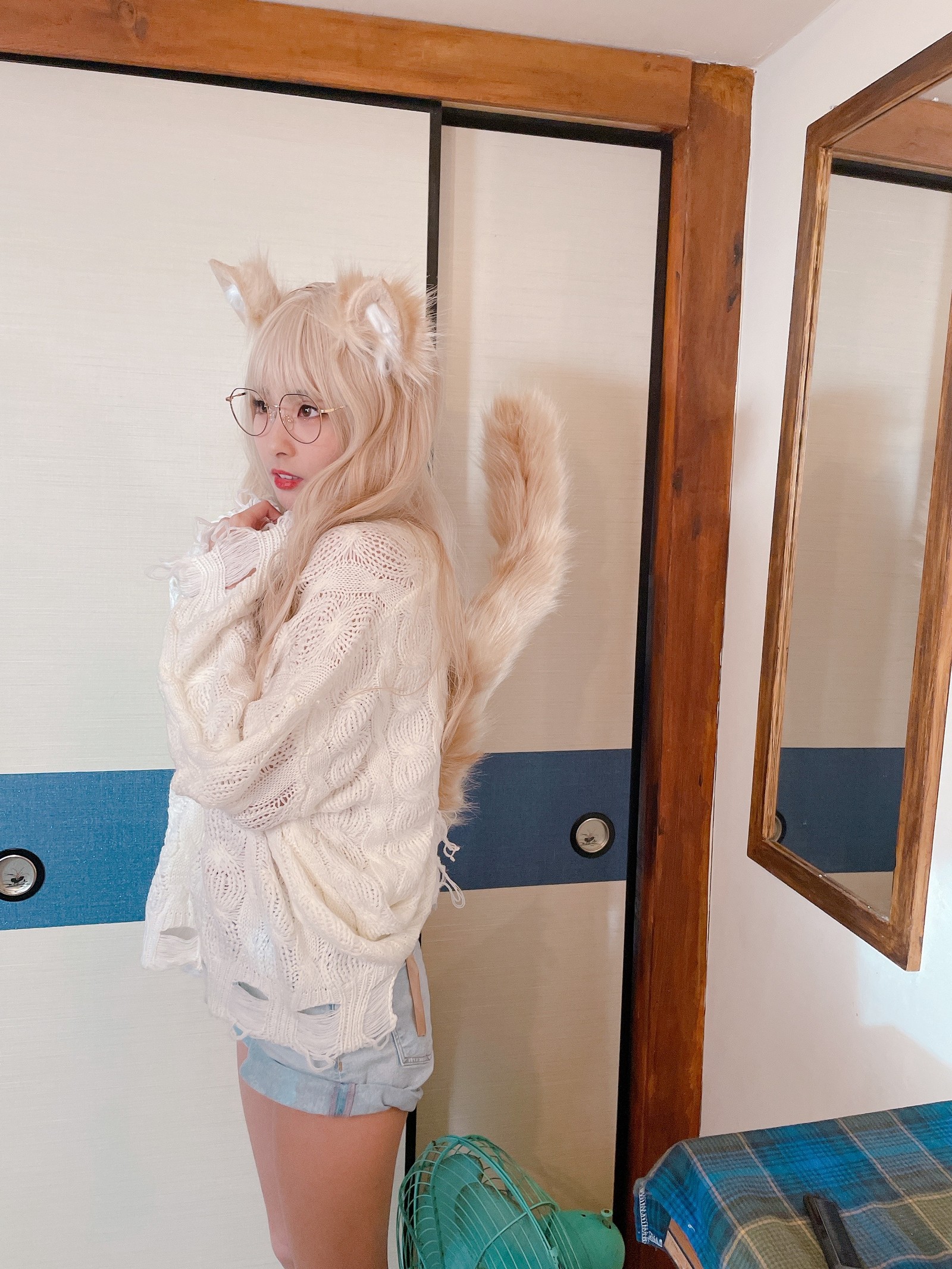 泥泥汝 猫女 主题 Cosplay 写真＋视频合集｜高质量图集（372P｜12V｜1.09GB）插图2